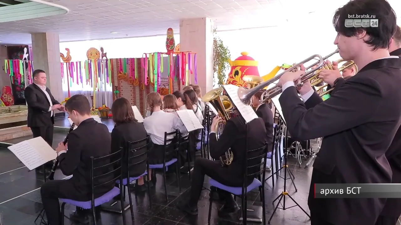 Musicians in the Palace of Arts foyer. An archival BST still at 00:51 included in a report published on 4 October 2024. The original filming date and performance title are unspecified.