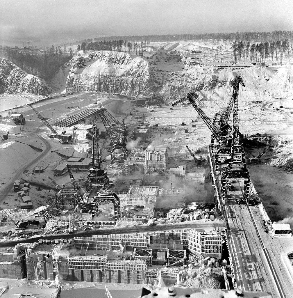 1 February 1960. The Bratsk dam construction site.