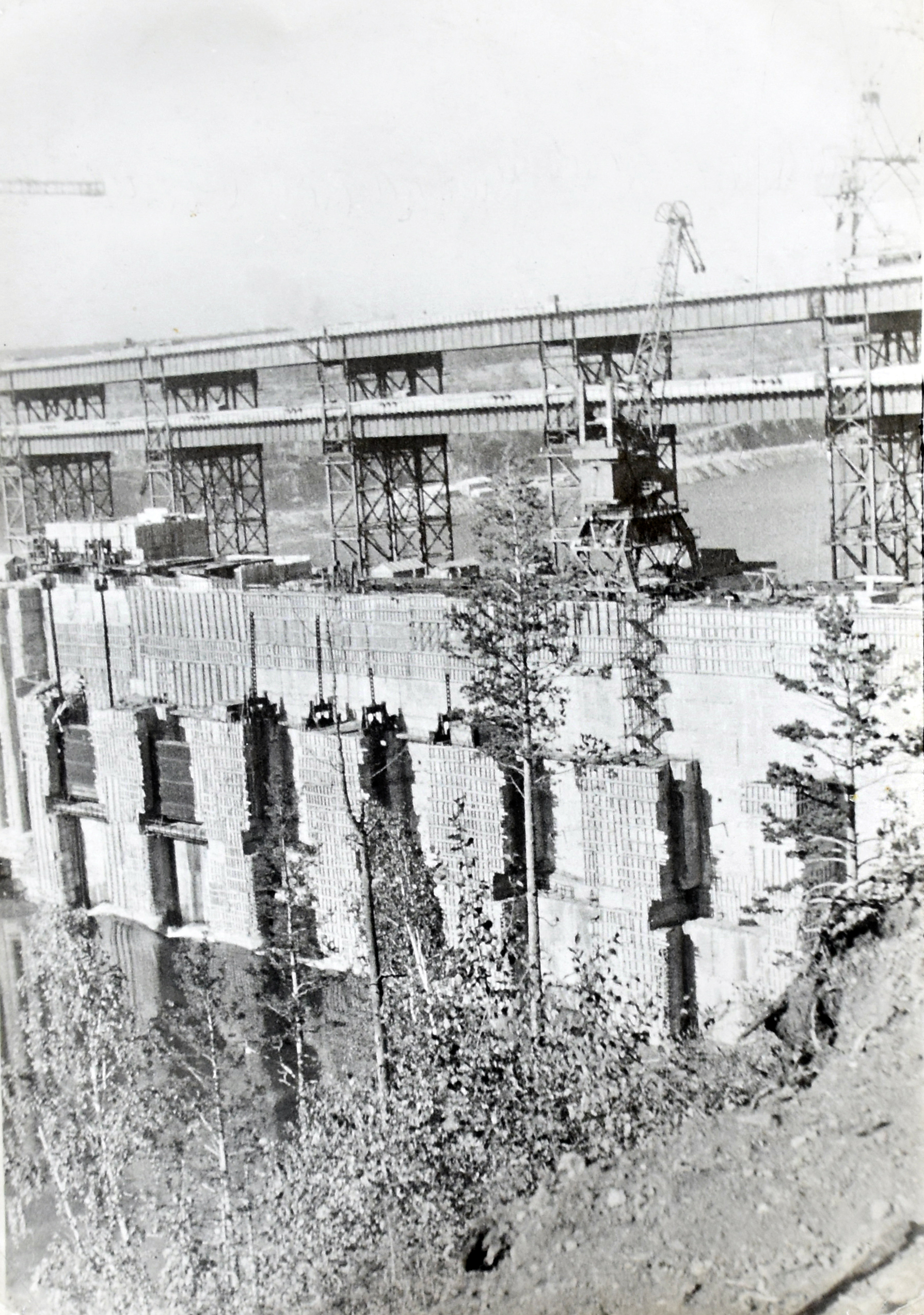 1961. Bratsk dam construction, from a family archive.