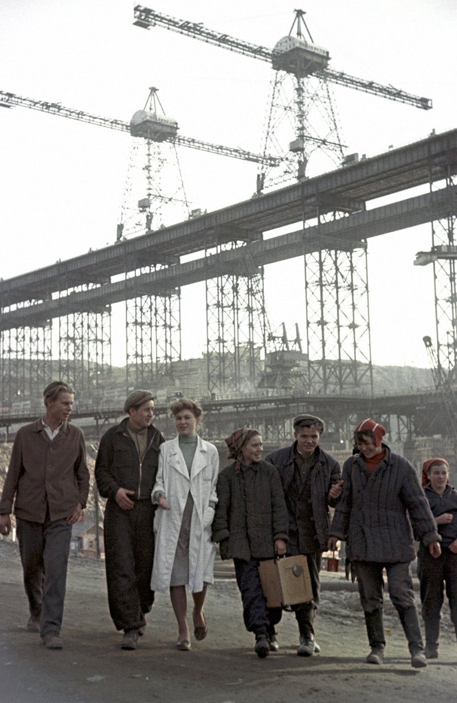 Bratsk dam builders, 1960