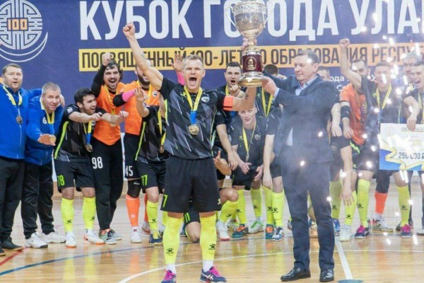 Футбольная команда из Братска примет участие в турнире 'Кубок города Улан-Удэ"